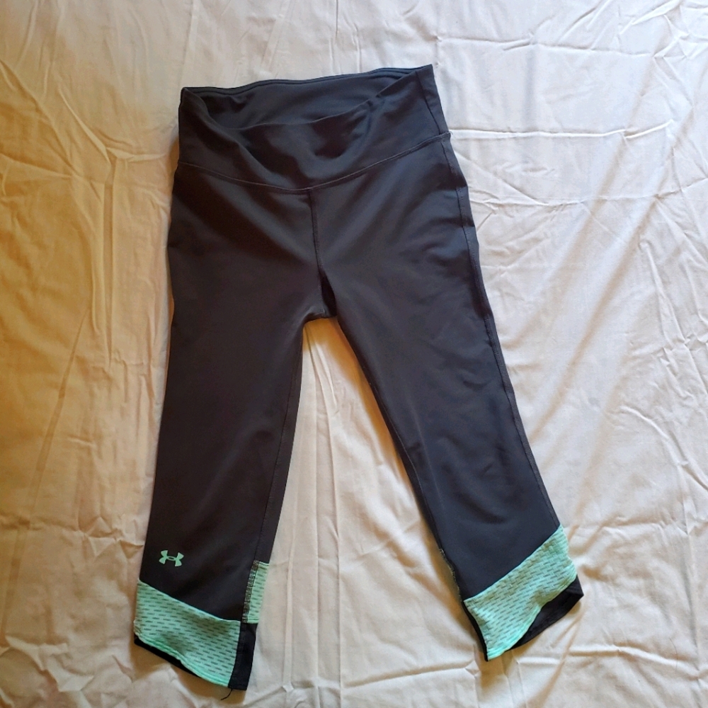 Under Armour capri leggings